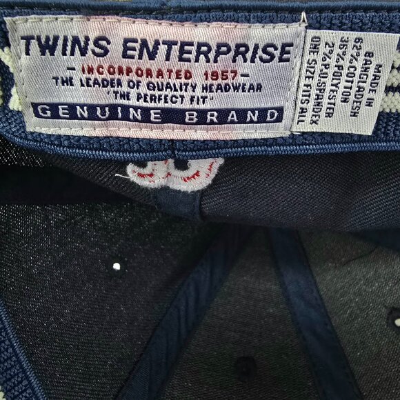 Boston Red Sox Hat - Fitted Baseball Cap MLB Navy Blue Red FLEXFIT OSFM - NEW - Picture 5 of 6